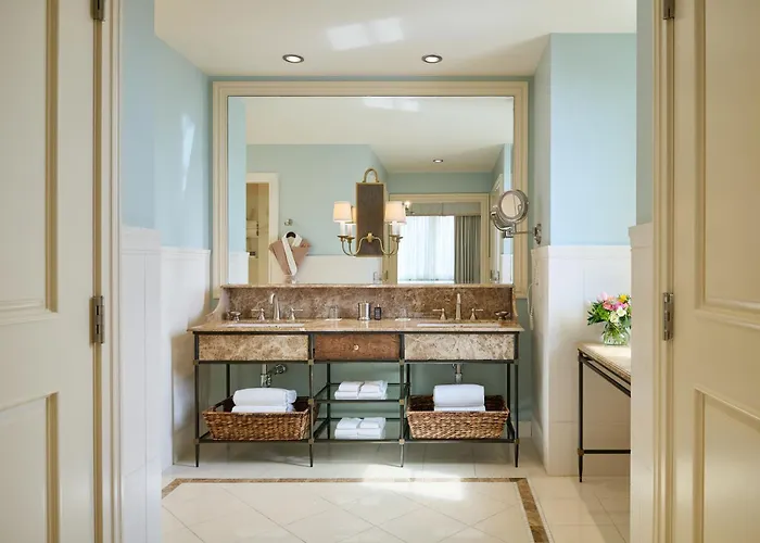 Salamander Resort And Spa